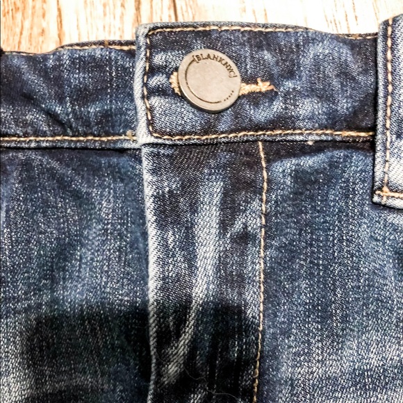 BLANK NYC JEAN SHORTS SIZE 26 - Picture 2 of 4